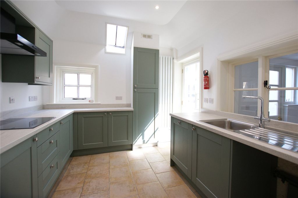 Property photo 3 of 10 Picture No. 29