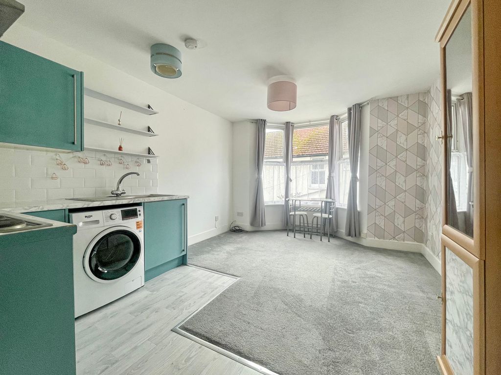 Property photo 3 of 8 Living Room