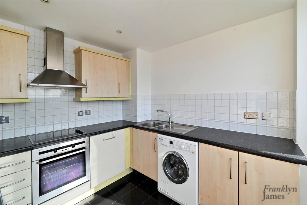 Property photo 3 of 16 Berglen-Court (3).Jpg