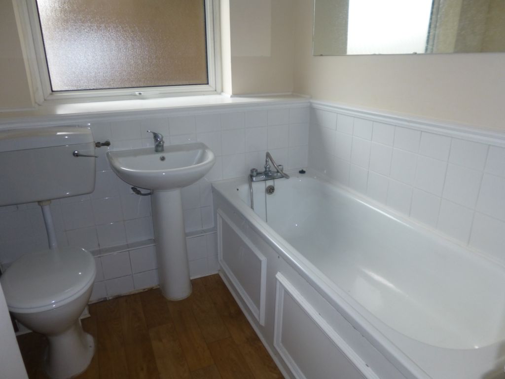 Property photo 3 of 6 Gallery