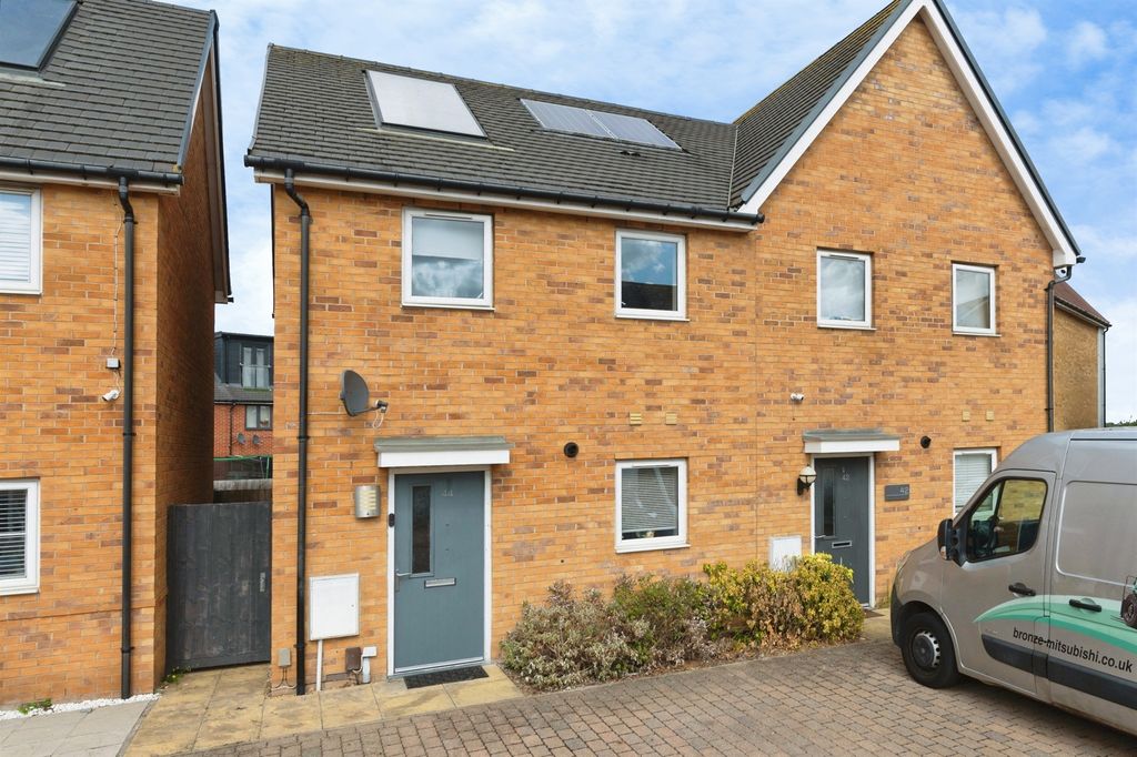 Property photo 1 of 14