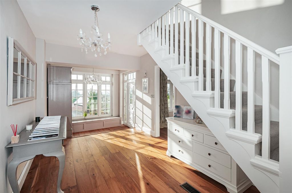 Property photo 3 of 27 1 Welton Old Road18.Jpg