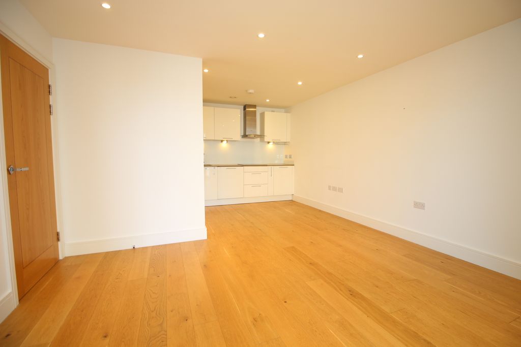 Property photo 3 of 18 Img_0350