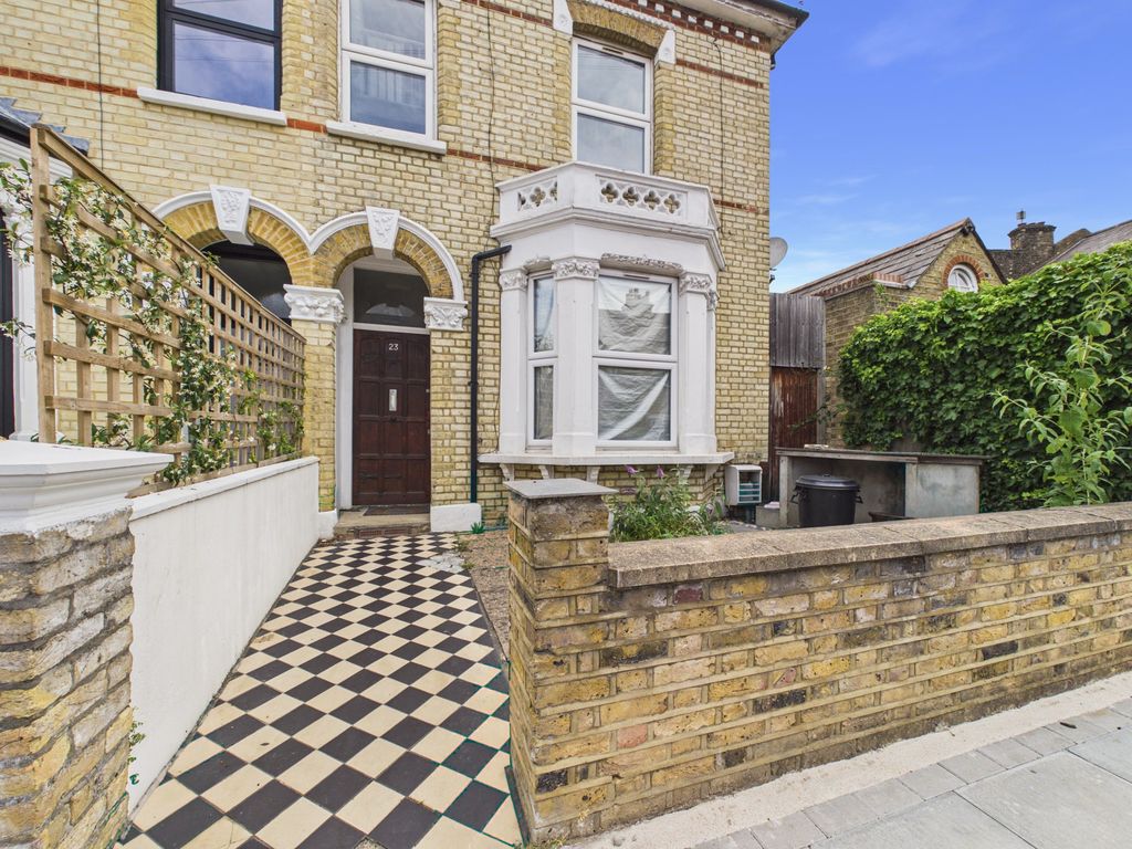 Property photo 1 of 9