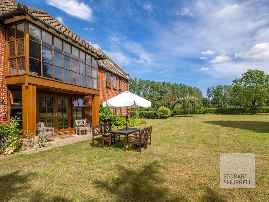 Property photo 3 of 55 Photo 57