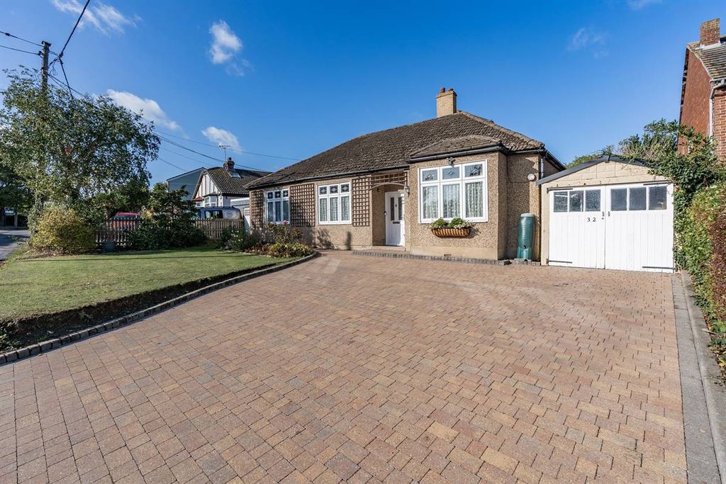 Property photo 1 of 28