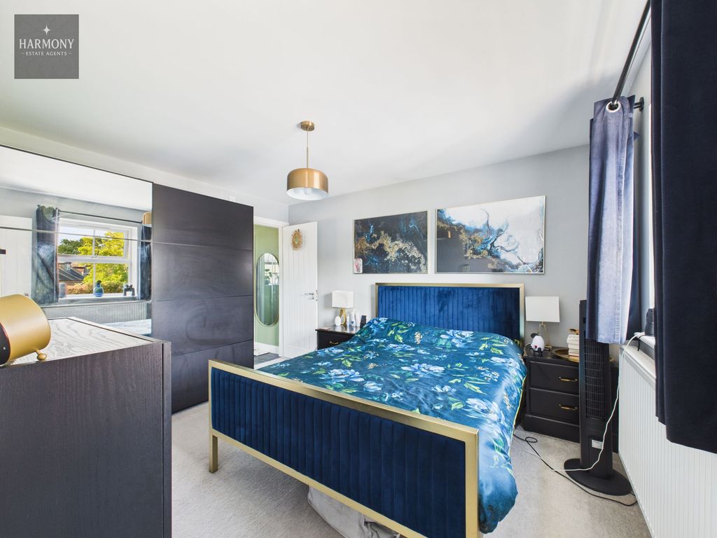 Property photo 3 of 18 Main Bedroom, 1st Floor