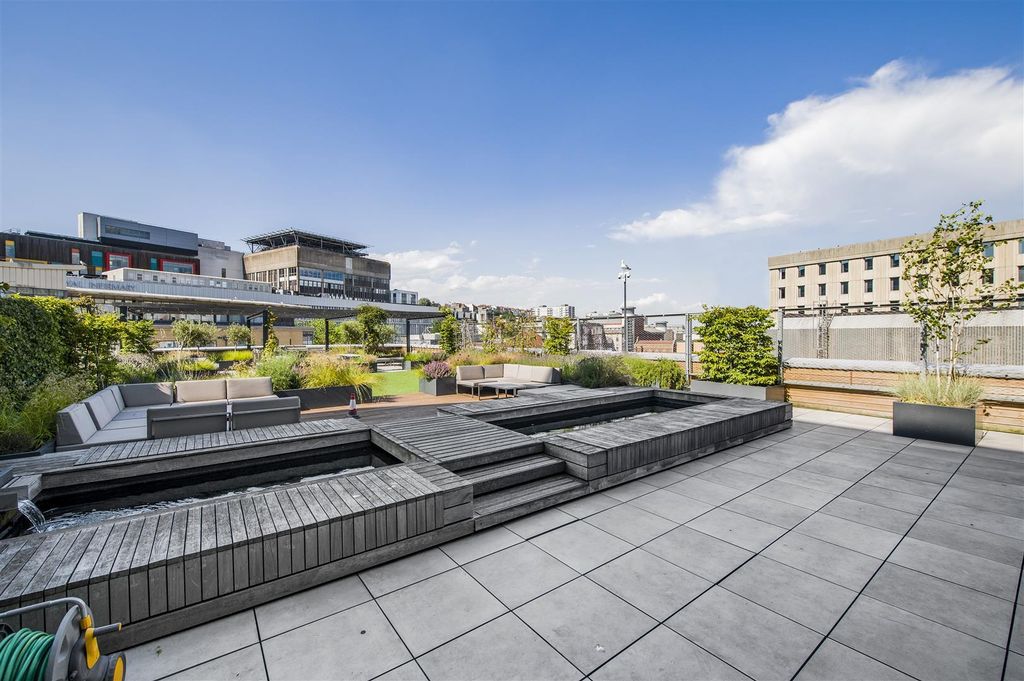 Property photo 2 of 15 Comm Garden.Jpg