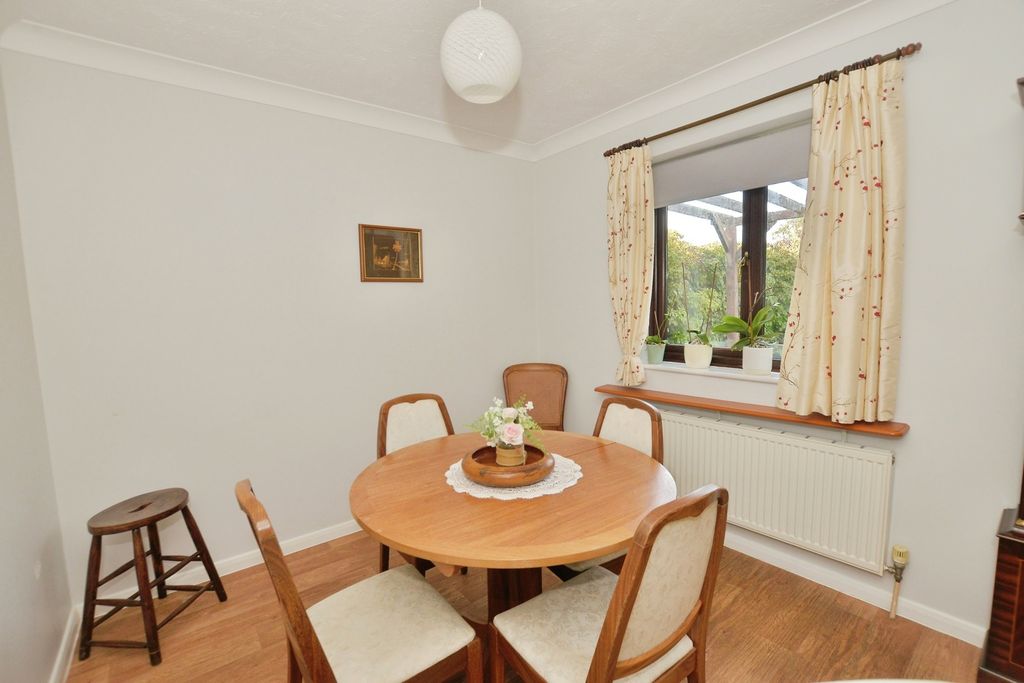 Property photo 3 of 16 Pbox-Img.Jpg