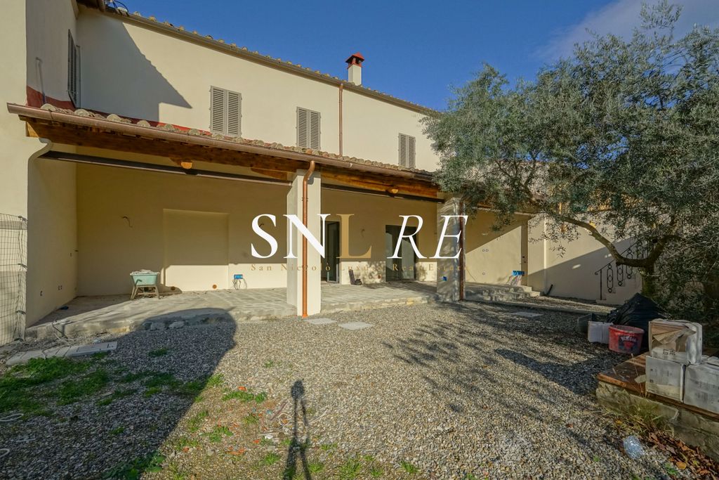 Property photo 3 of 27