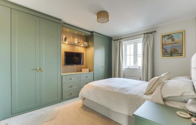 Property photo 3 of 5 1Holstlaned