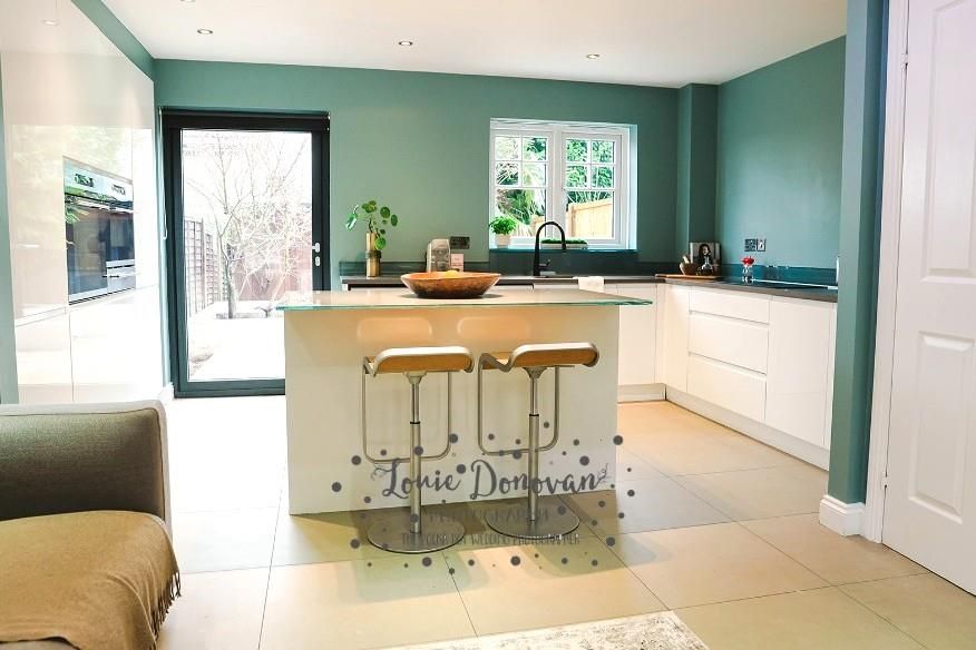 Property photo 3 of 15 Kitchen.Jpg