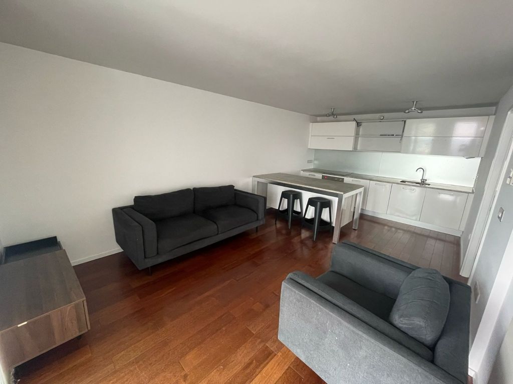 Property photo 2 of 9 Picture No. 03