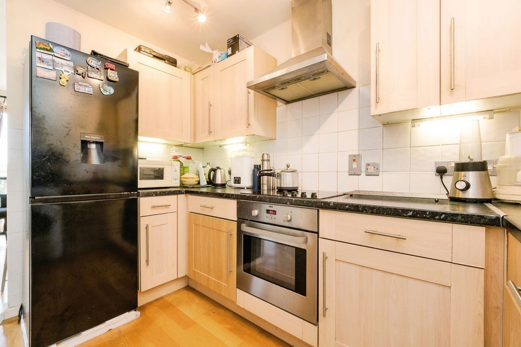 Property photo 3 of 17 Photo