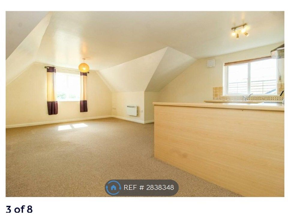 Property photo 3 of 28