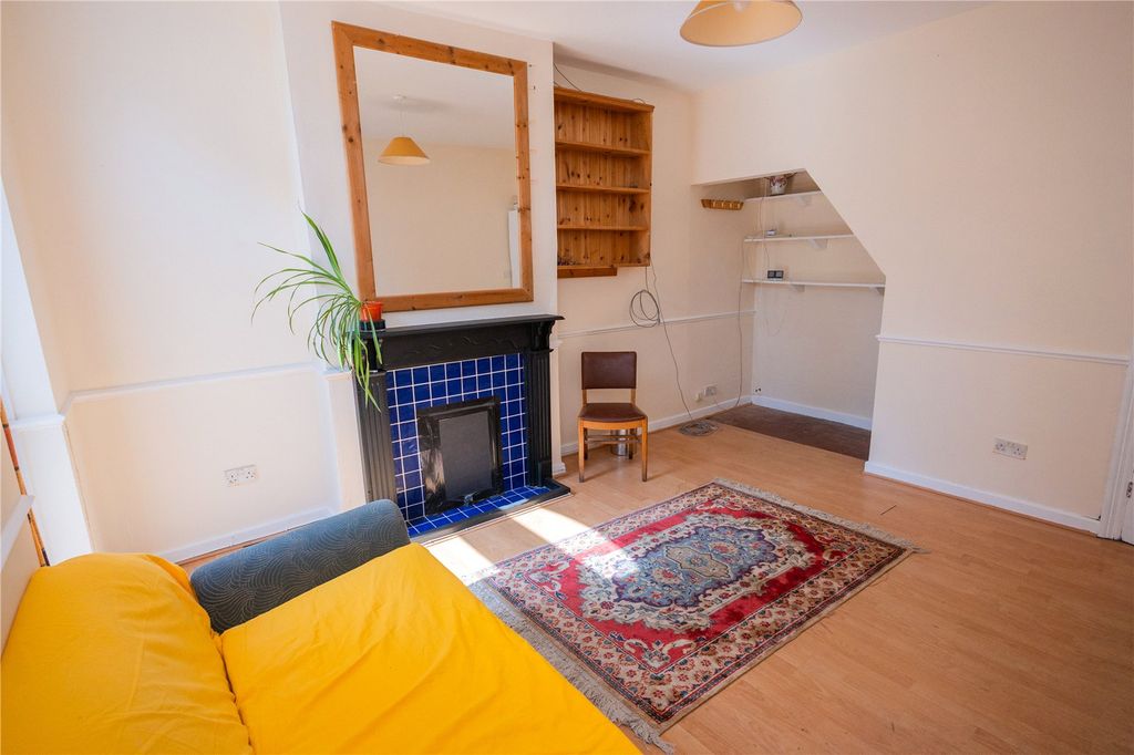 Property photo 2 of 22 Picture No. 09