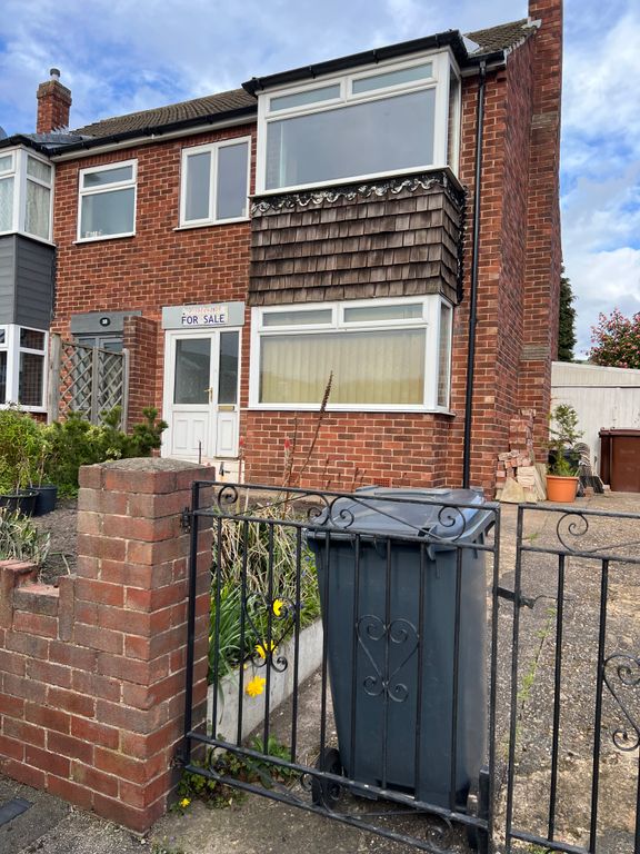 Property photo 1 of 3