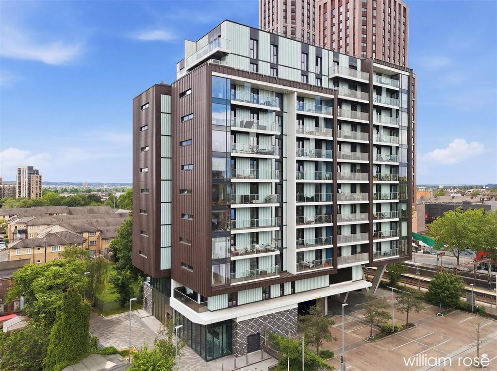 Property photo 2 of 20 5_001_Dji_20260518135528_0054_d_Reedit_5c7E0F3F.Jp
