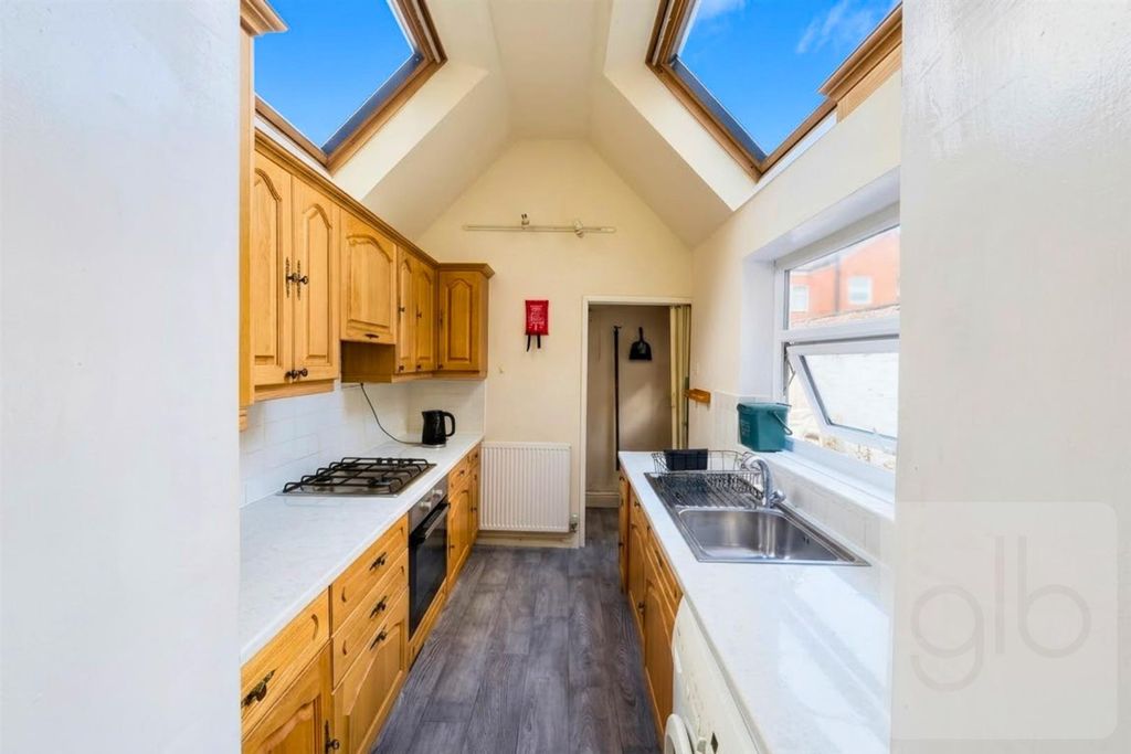 Property photo 2 of 9 2.Png