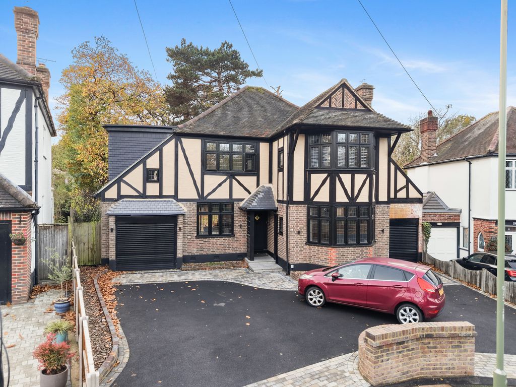 Property photo 1 of 16 Dji_20251111160229_0243_d