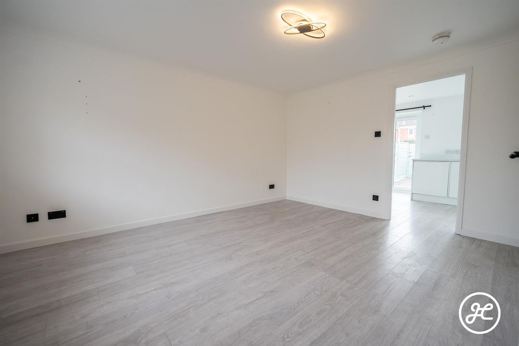 Property photo 3 of 13 Dsc02906.Jpg