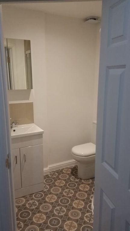 Property photo 3 of 6