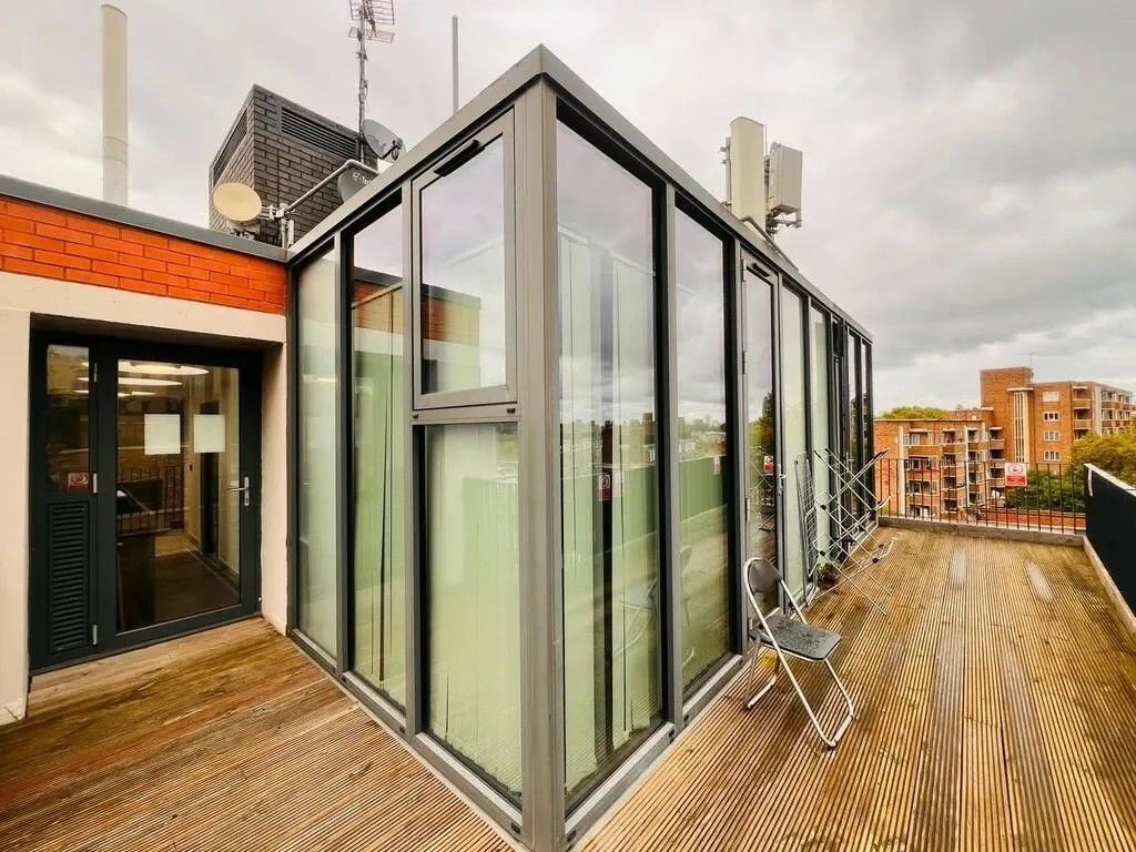 Property photo 3 of 6