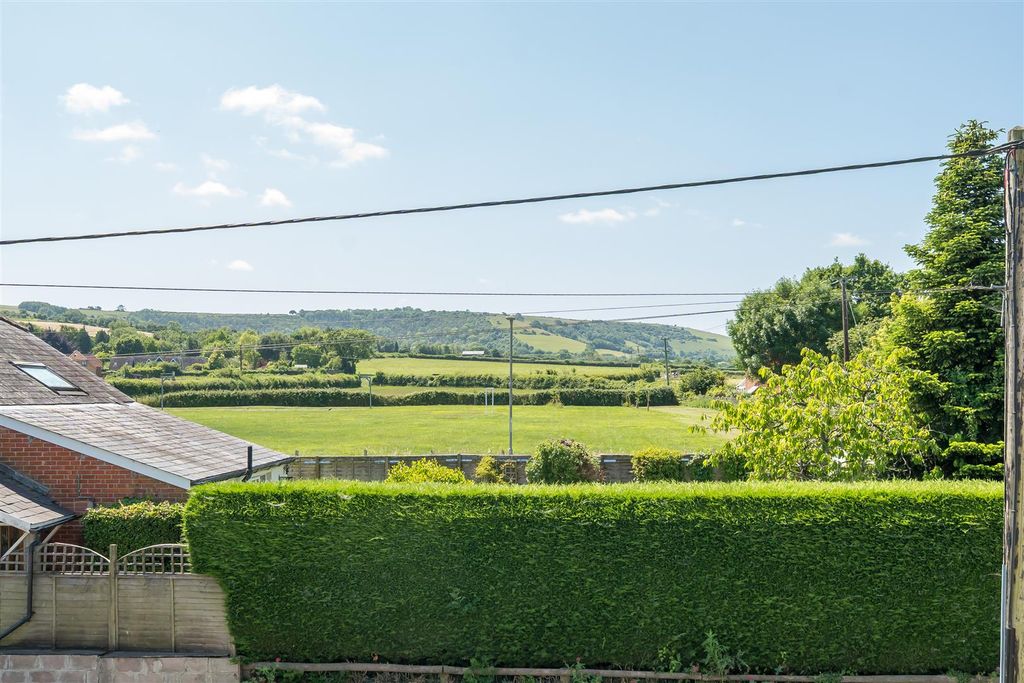 Property photo 2 of 11 View