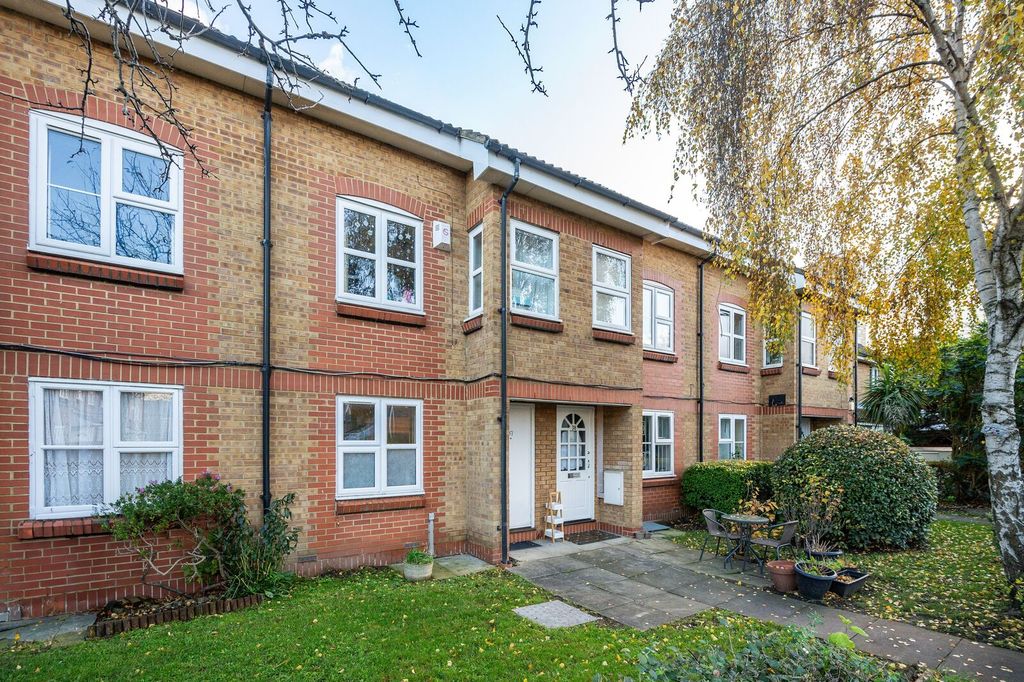 Property photo 1 of 7