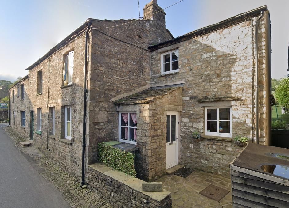 Property photo 1 of 1