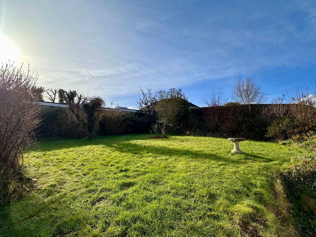 Property photo 3 of 25