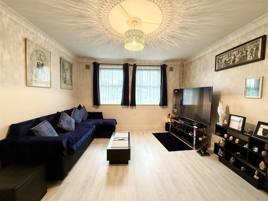 Property photo 3 of 12 Img_0299.Jpg