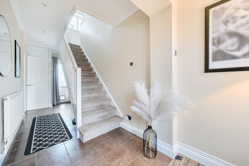 Property photo 2 of 19 1407240116989Af36Be190