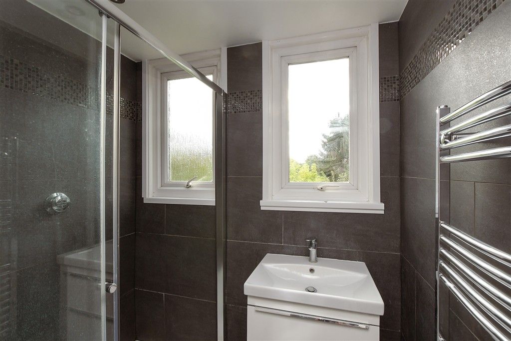 Property photo 2 of 16 Shower Room