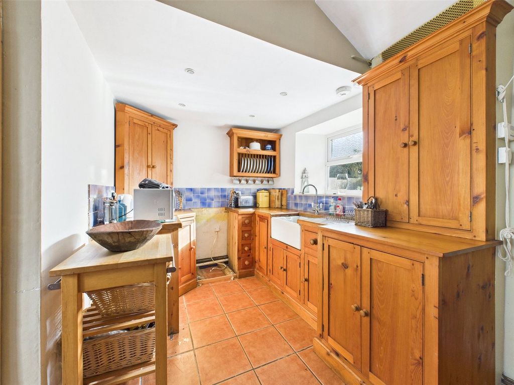 Property photo 2 of 18 Picture No. 08