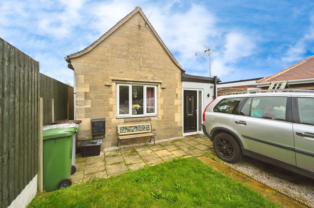 Property photo 1 of 16