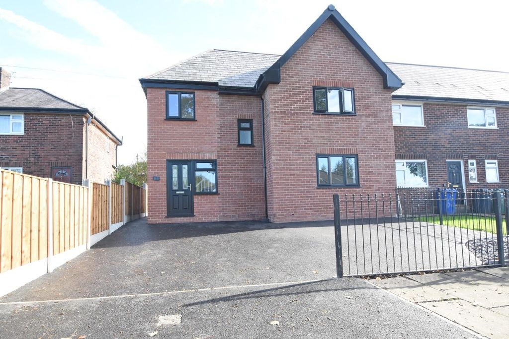 Property photo 1 of 27