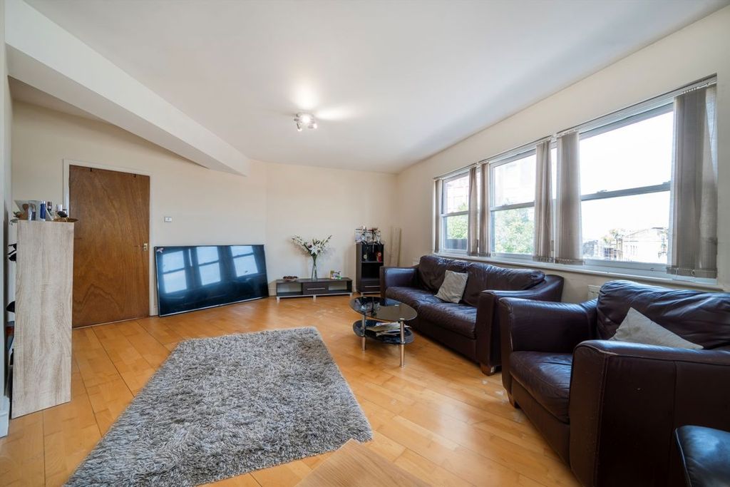 Property photo 2 of 5