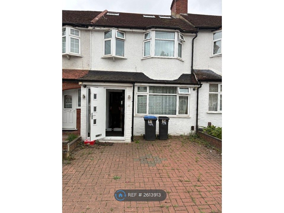 Property photo 3 of 35