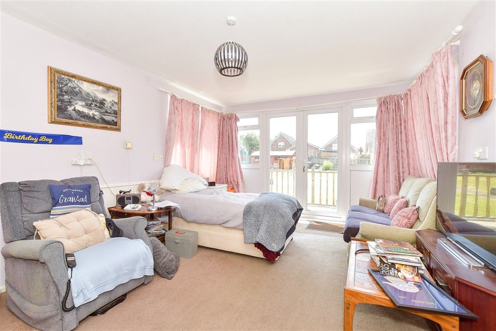 Property photo 3 of 13 Sitting Room