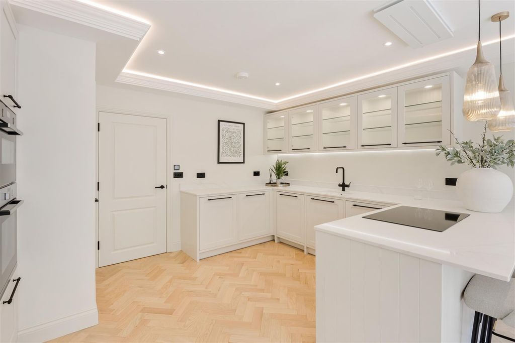 Property photo 2 of 27 Hollymeoak, 29B (19).Jpg