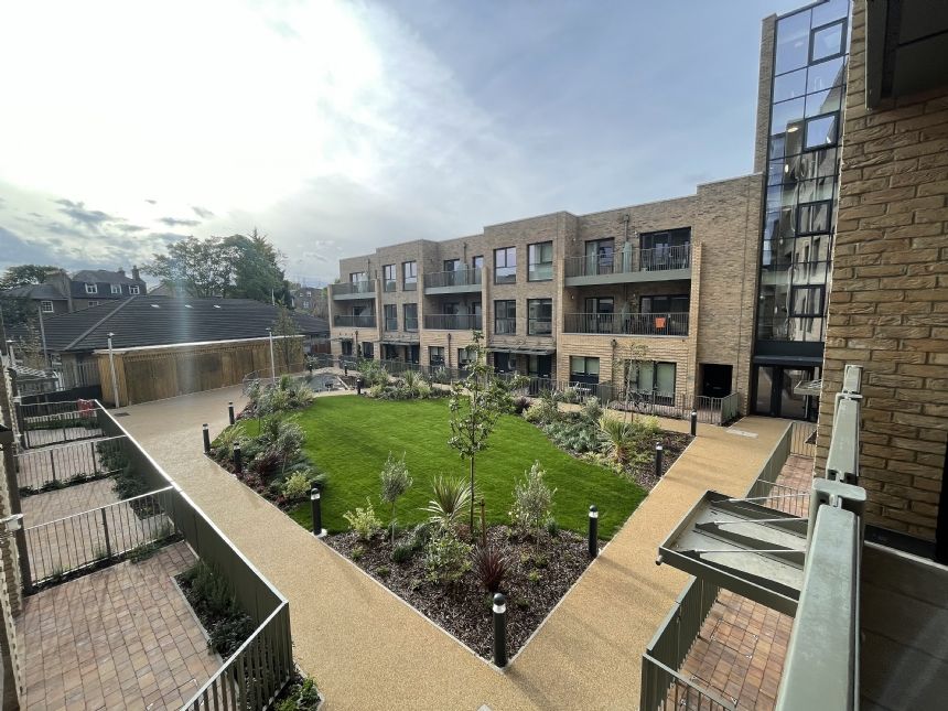 Property photo 2 of 9