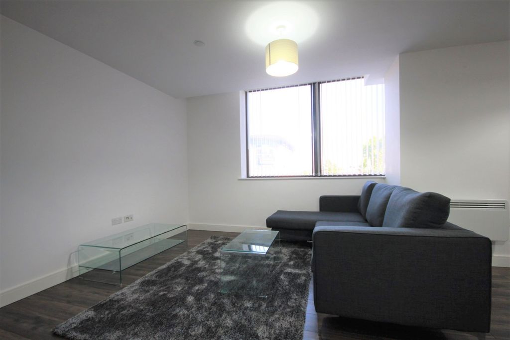 Property photo 2 of 12