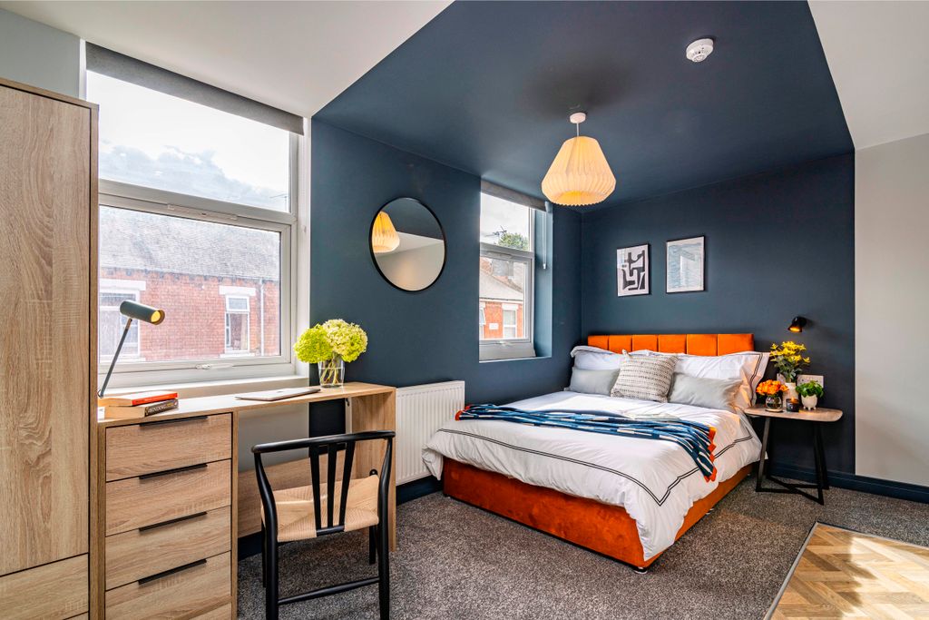 Property photo 3 of 24