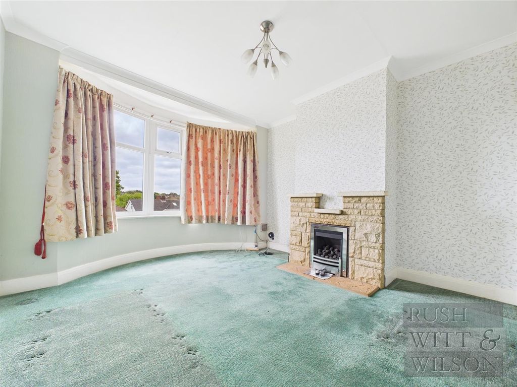 Property photo 3 of 22