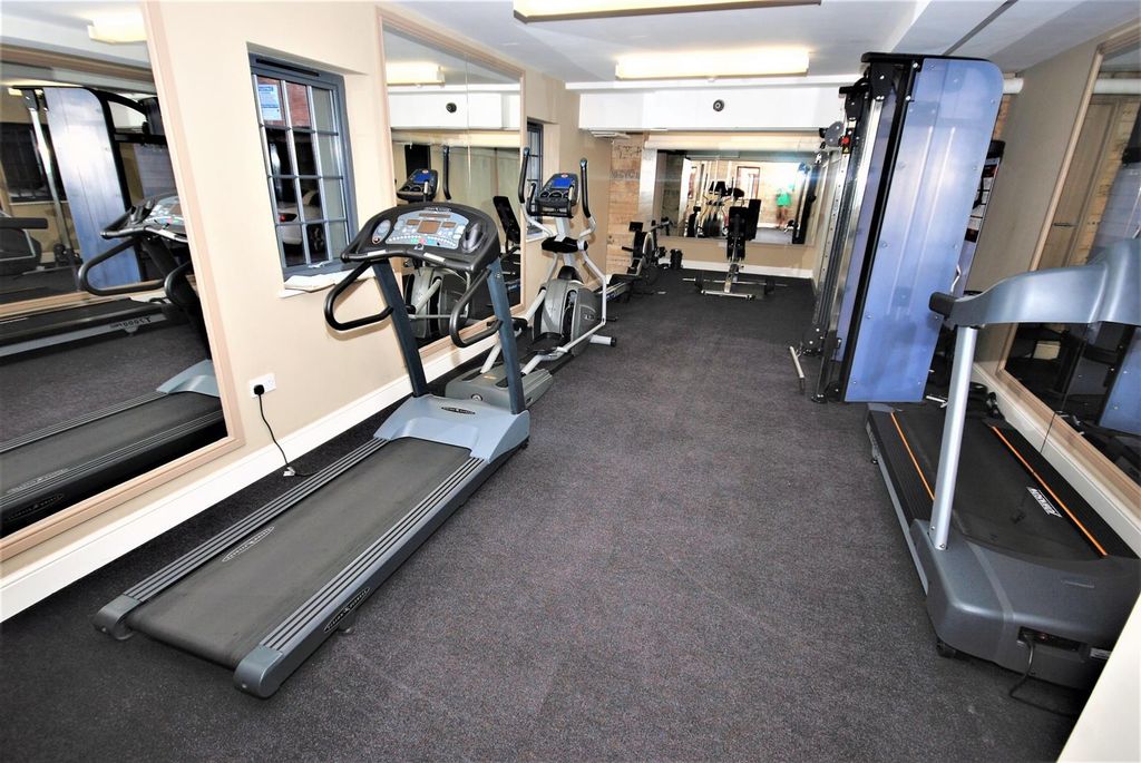 Property photo 2 of 19