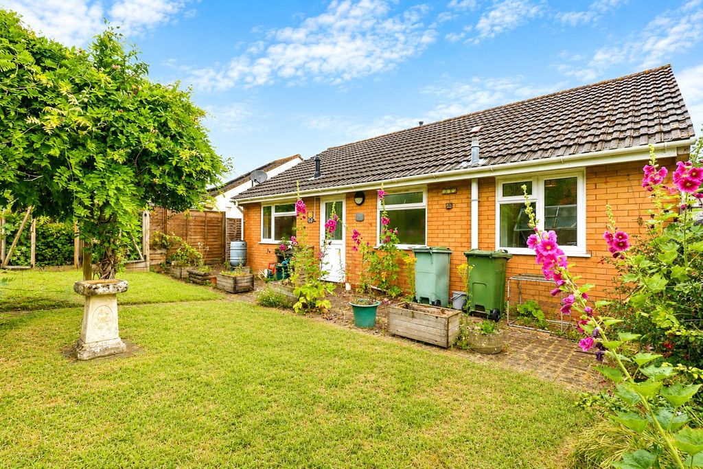Property photo 3 of 19 3 - Picture No. 16