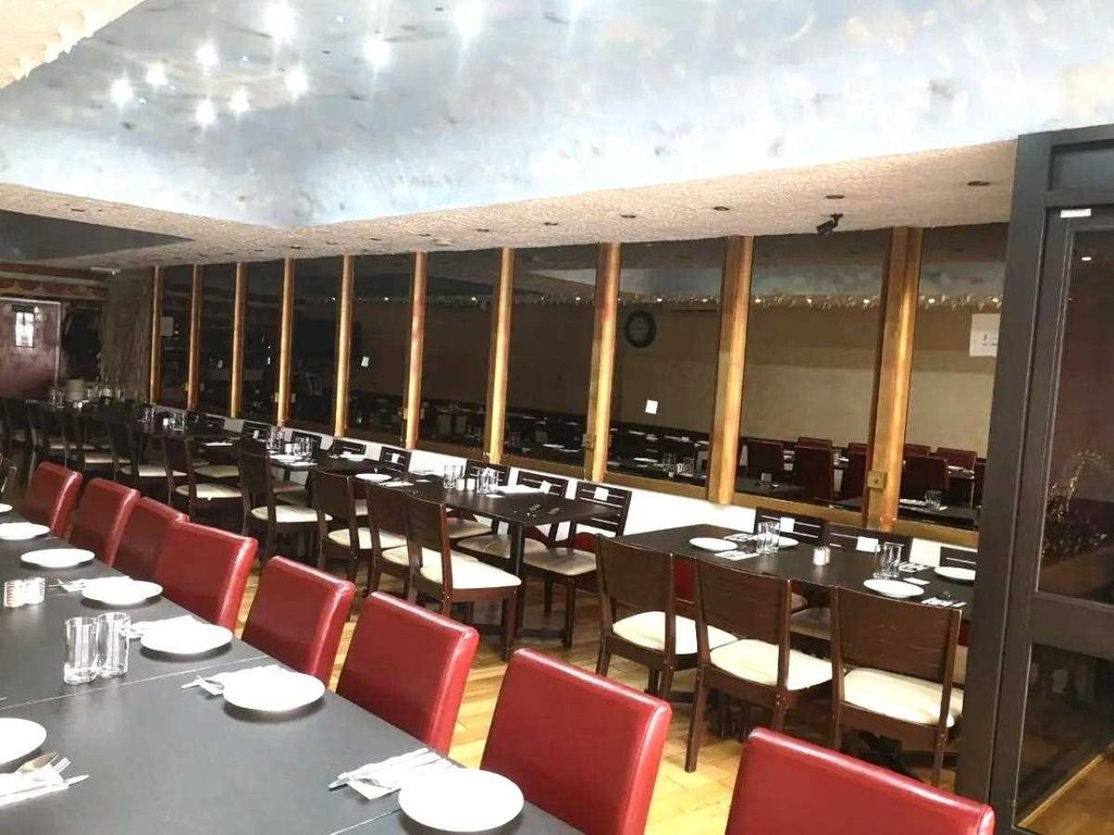 Property photo 2 of 8