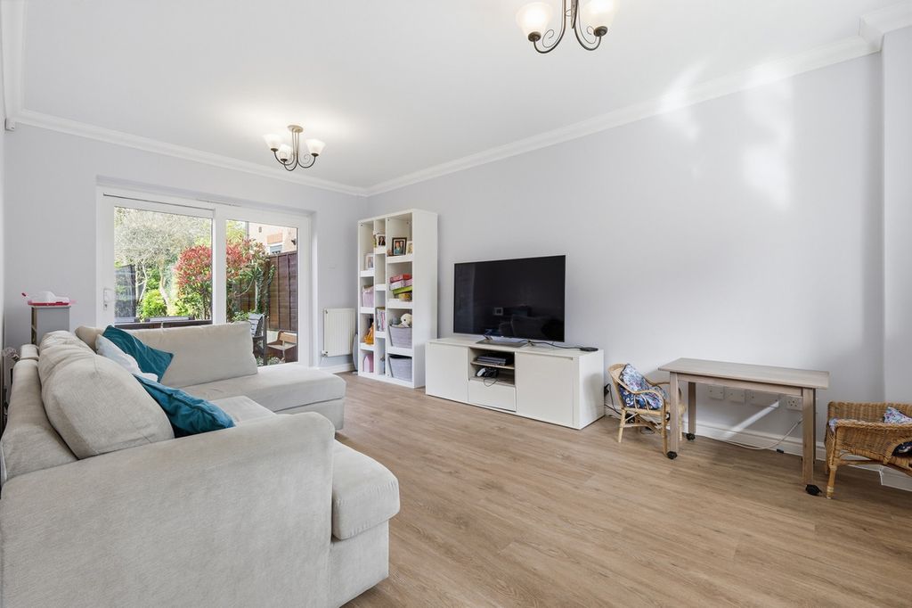 Property photo 3 of 30