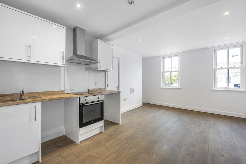 Property photo 3 of 7 925113 (3)